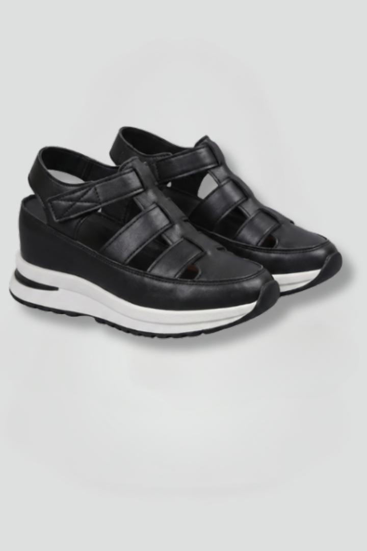 Women's Orthopaedic Sandals with Textured Sole for Everyday Wear