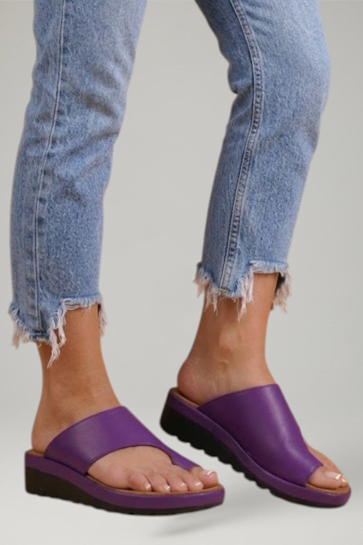 Women's Orthopaedic Sandals with Wide Toe Box and Cushioned Sole