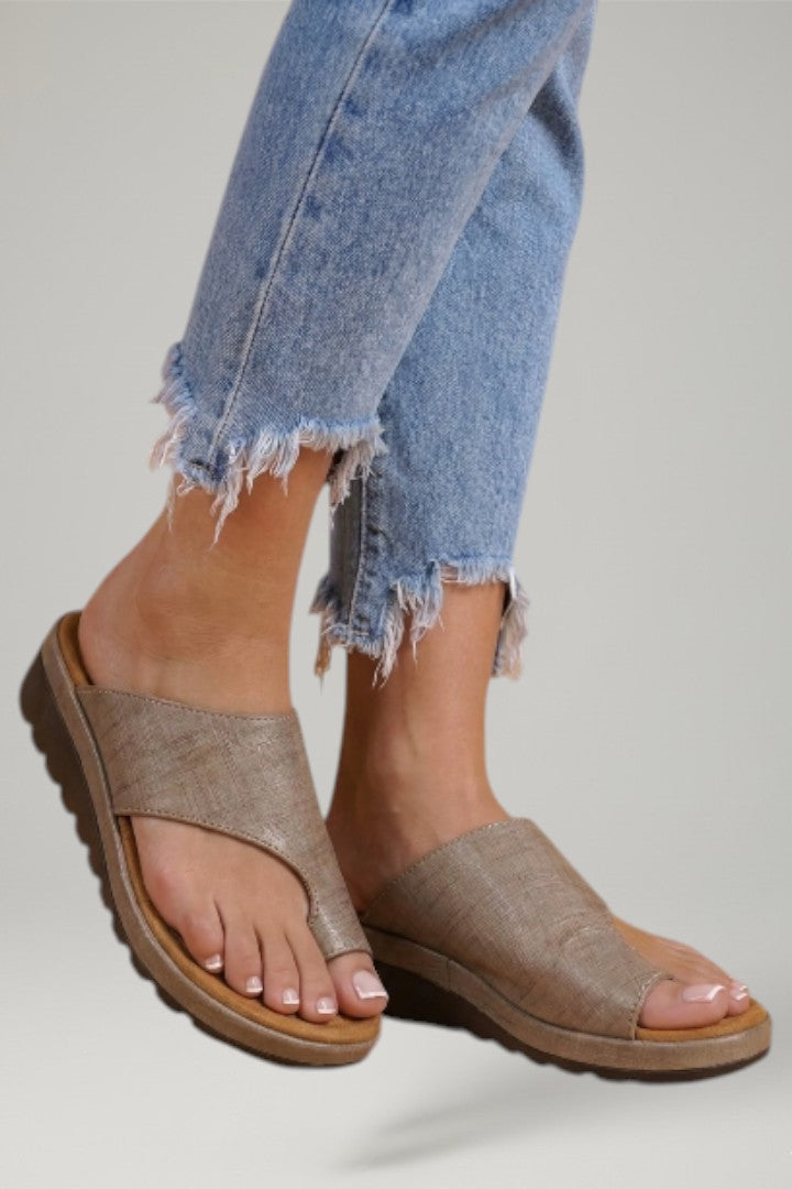 Women's Orthopaedic Sandals with Wide Toe Box and Cushioned Sole