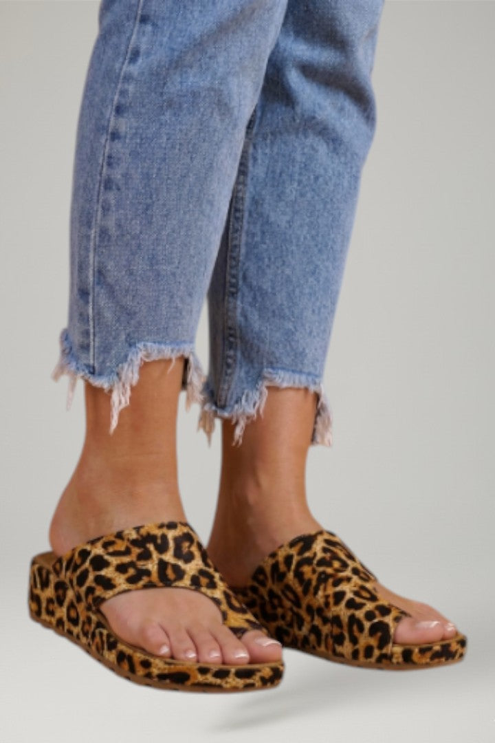 Women's Orthopaedic Sandals with Wide Toe Box and Cushioned Sole
