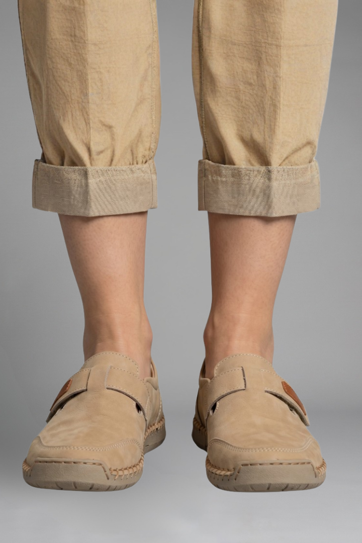 Women's Orthopaedic Shoes with Textured Sole for Everyday Wear