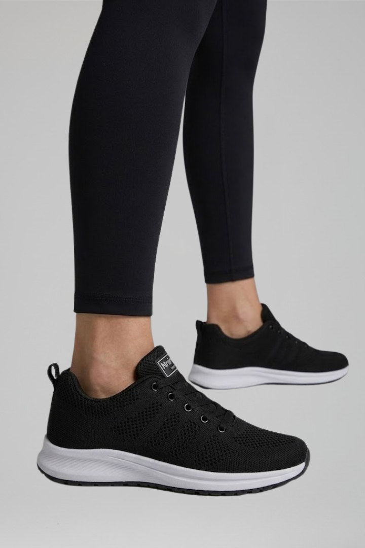Women's Orthopaedic Walking Shoes with Lace-Up Closure for All-Day Comfort