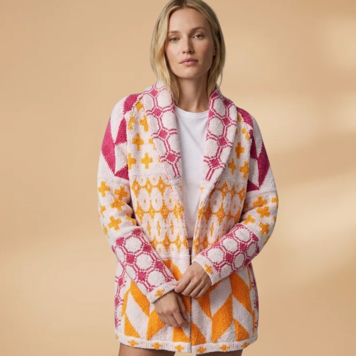 Women's Oversized Cardigan with button fastening and collar
