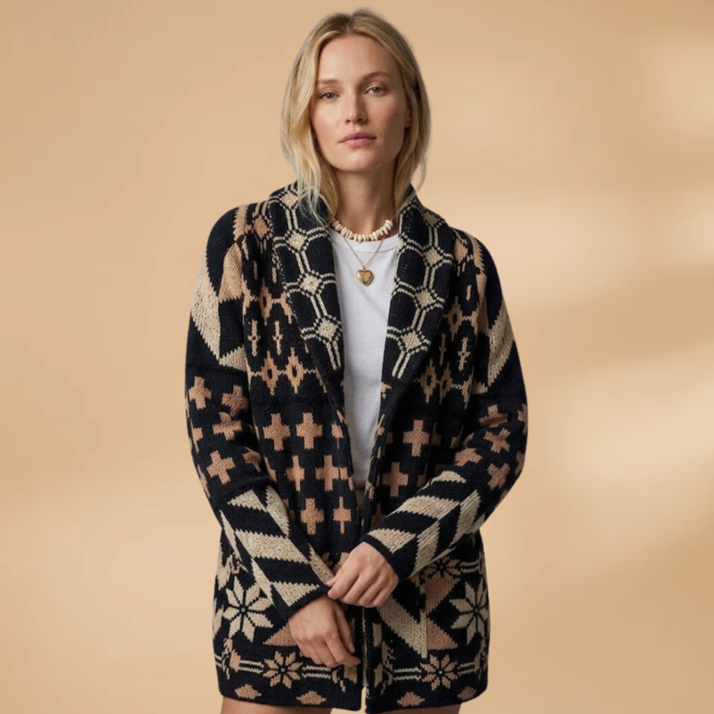 Women's Oversized Cardigan with button fastening and collar