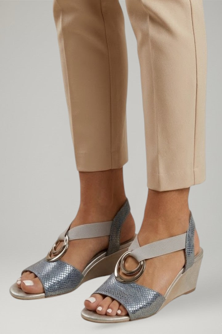 Women's Sandals with Adjustable Ankle Strap and Block Heel