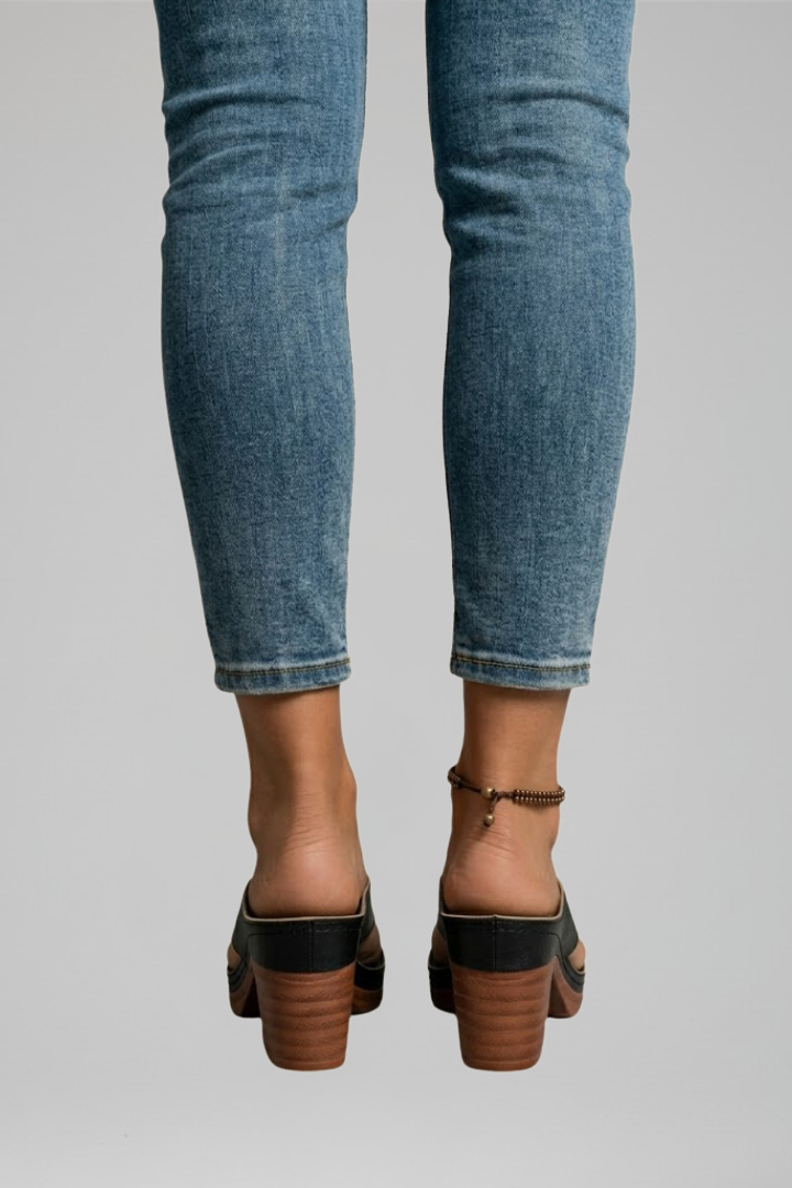 Women's Sandals with Cushioned Footbed for All-Day Comfort