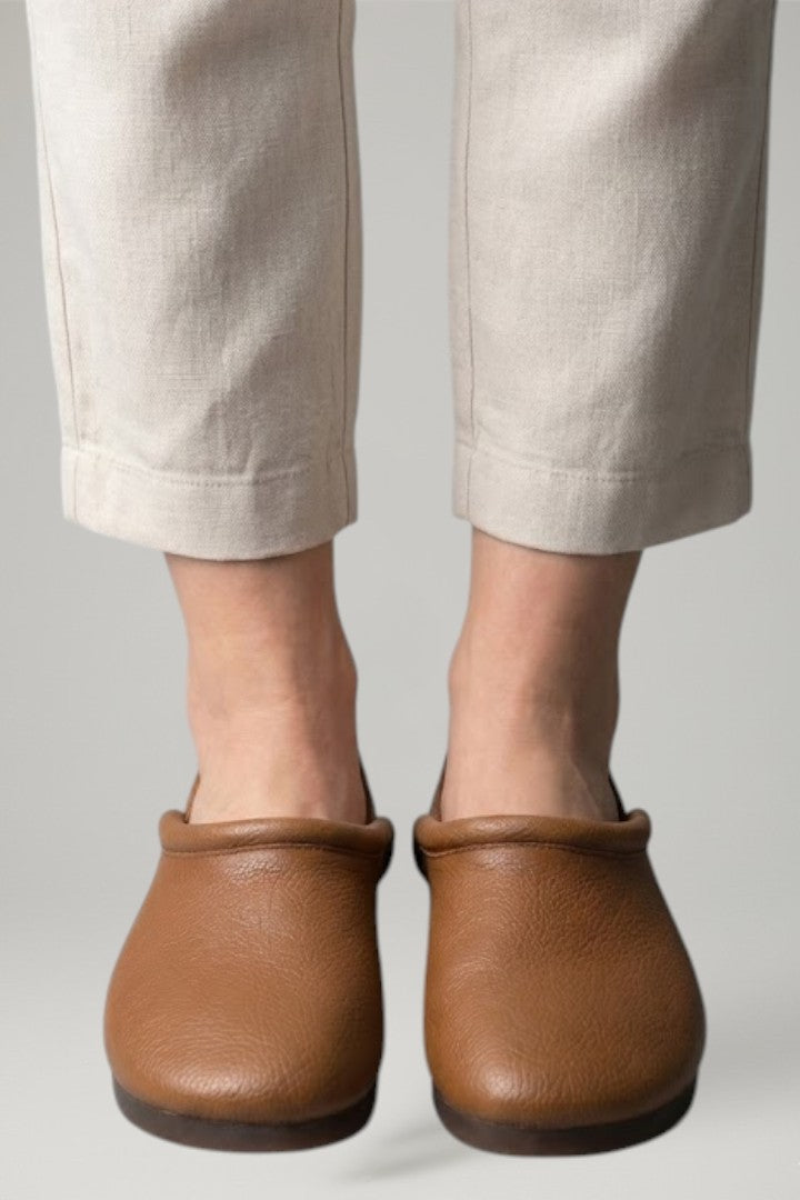 Women's Sandals with Cushioned Insole and Textured Sole