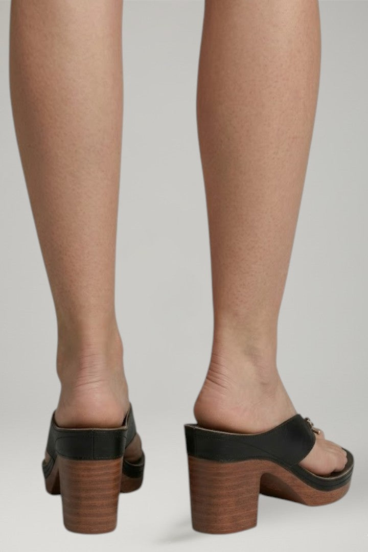 Women's Thong Sandals with Block Heel and Platform Sole
