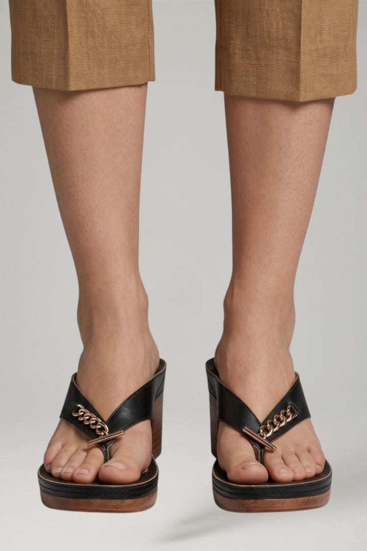 Women's Thong Sandals with Block Heel and Platform Sole
