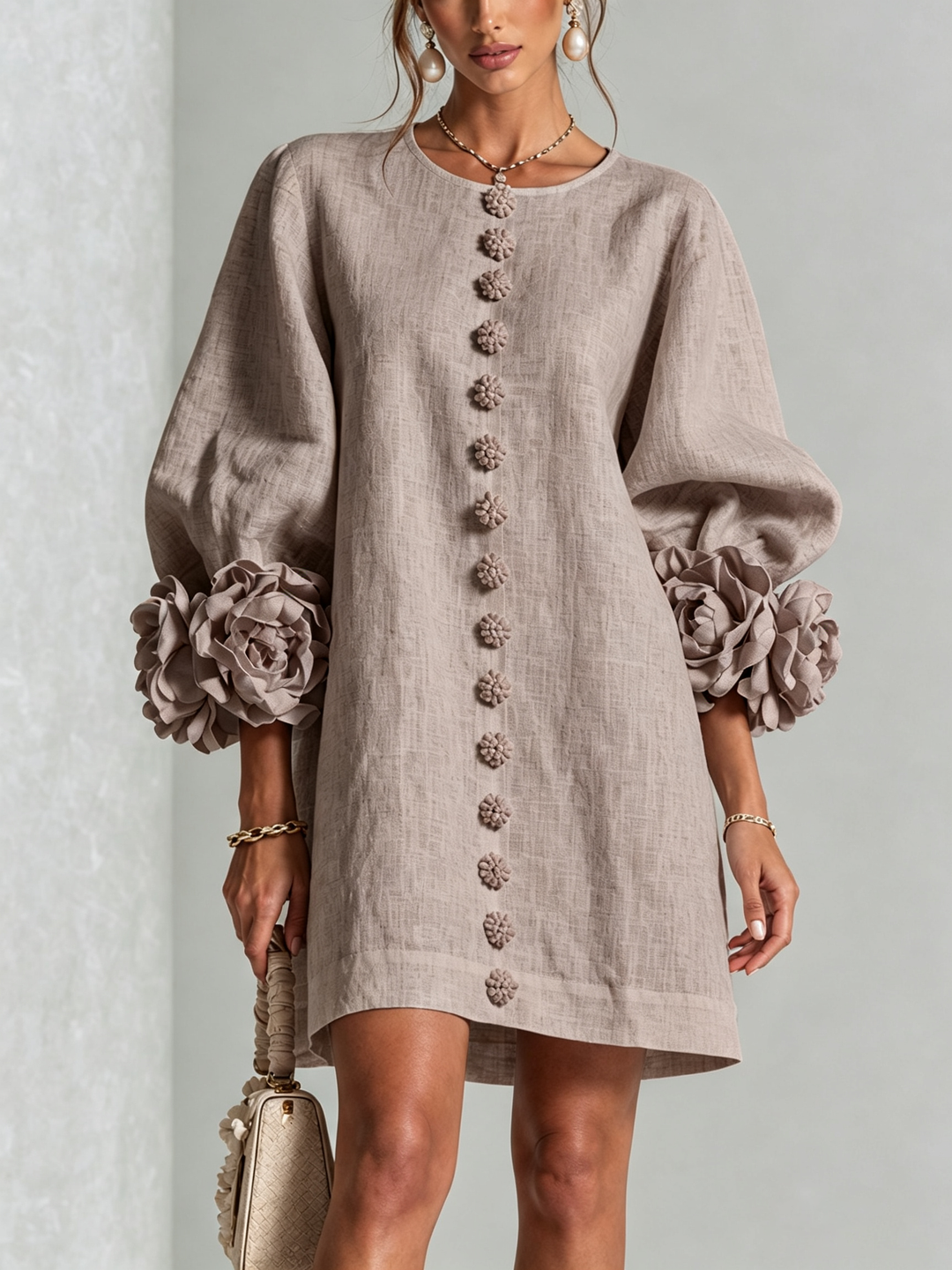Elegant Short Trapeze Dress with Button Front and Puff Sleeves