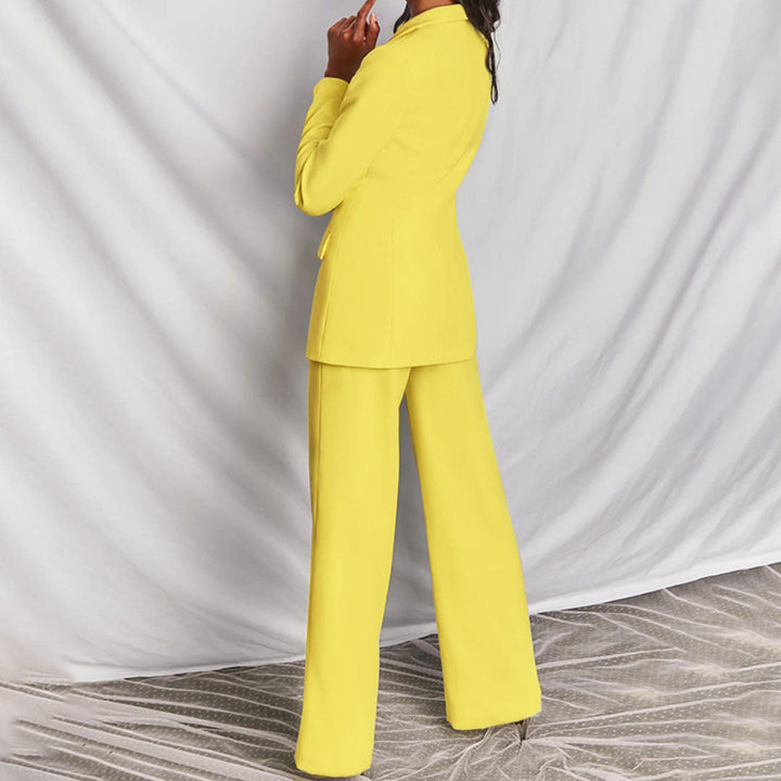 CHIC – Two-Piece Blazer and Pants Set for Women