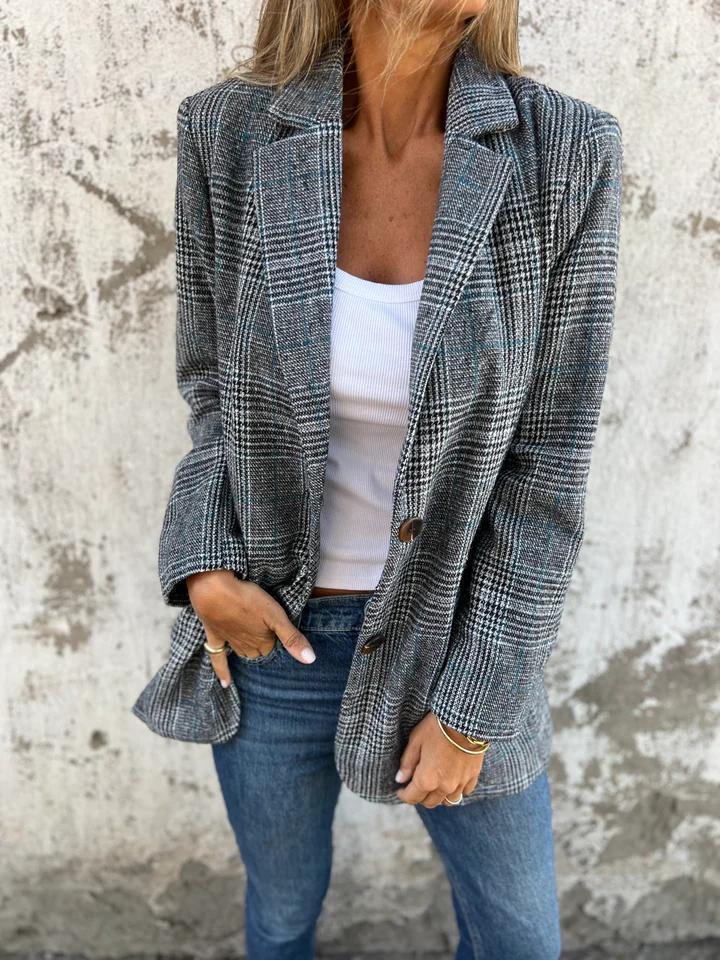 Women’s Oversized Button-Up Checkered Blazer