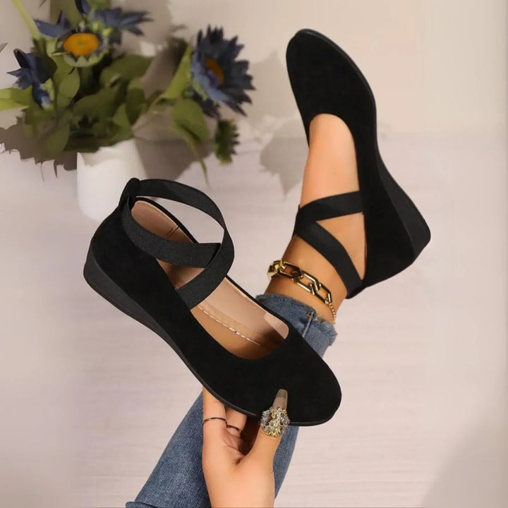 Comfortable Shoes with Elastic Straps EB EB