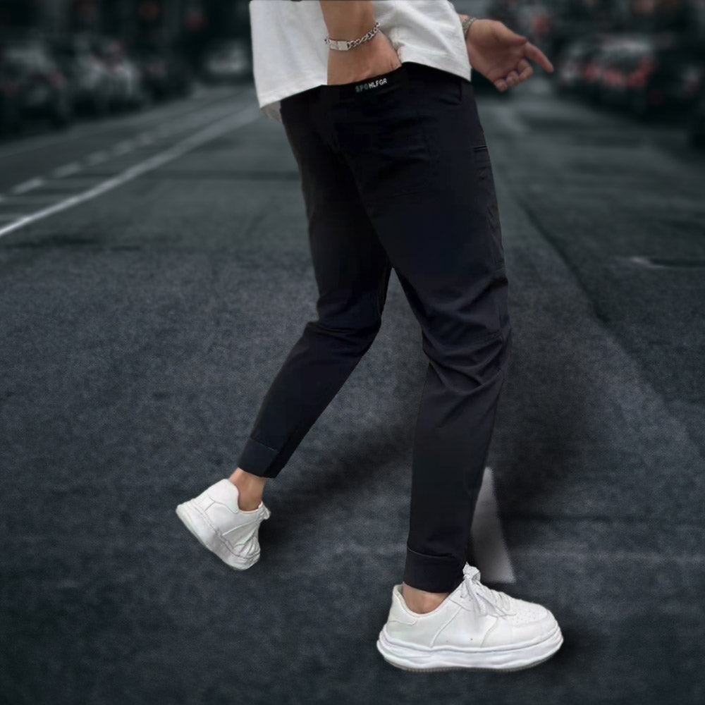 Noah Flexible and Functional Cargo Pants - Elena Harper