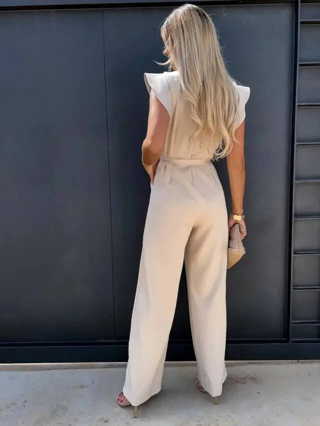 Yessica | Elegant jumpsuit for women with wide trousers and a stylish belt | Sophisticated