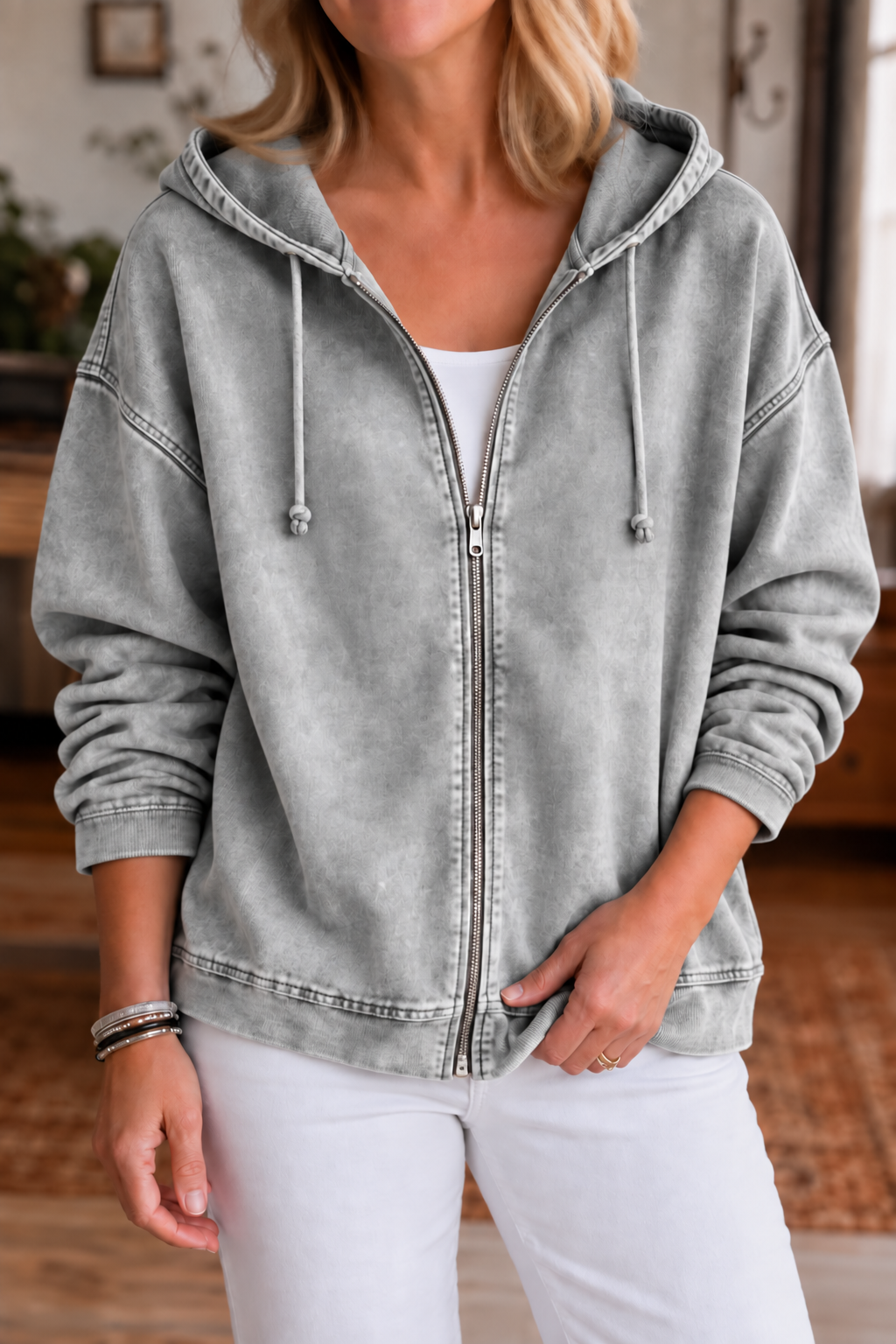 Jessica | Casual Zip-Up Hoodie with Washed Finish