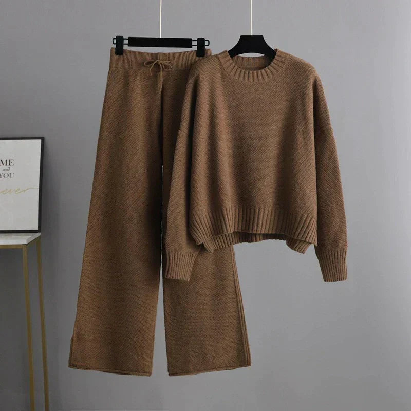 Hannah Classic and Elegant Knitwear, view 5 - Elena Harper