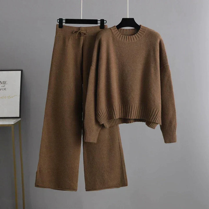 Hannah Classic and Elegant Knitwear, view 5 - Elena Harper
