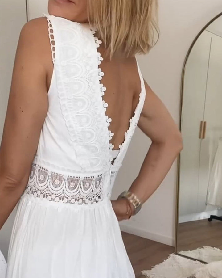Elegant Midi Summer Dress with Lace & V-Neck – Feminine & Airy