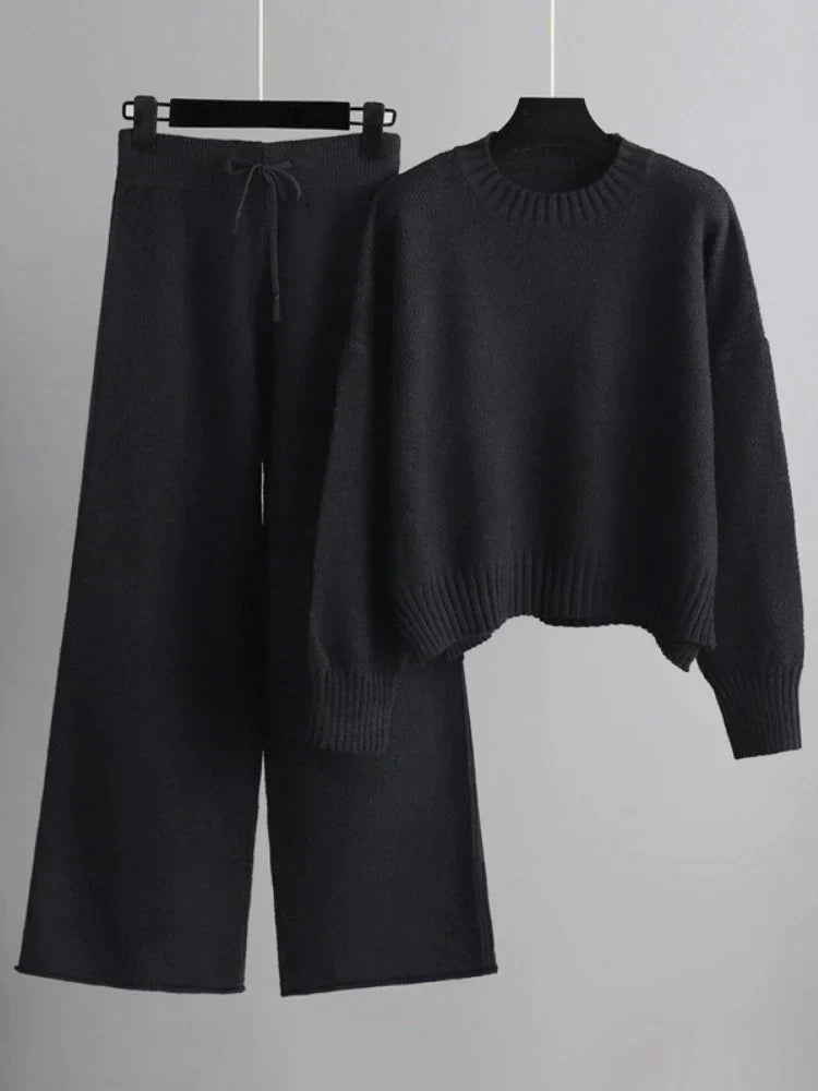Hannah Classic and Elegant Knitwear, view 6 - Elena Harper