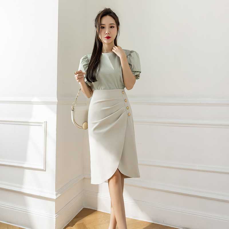Pleated Midi Skirt with Slit and Fitted Waist