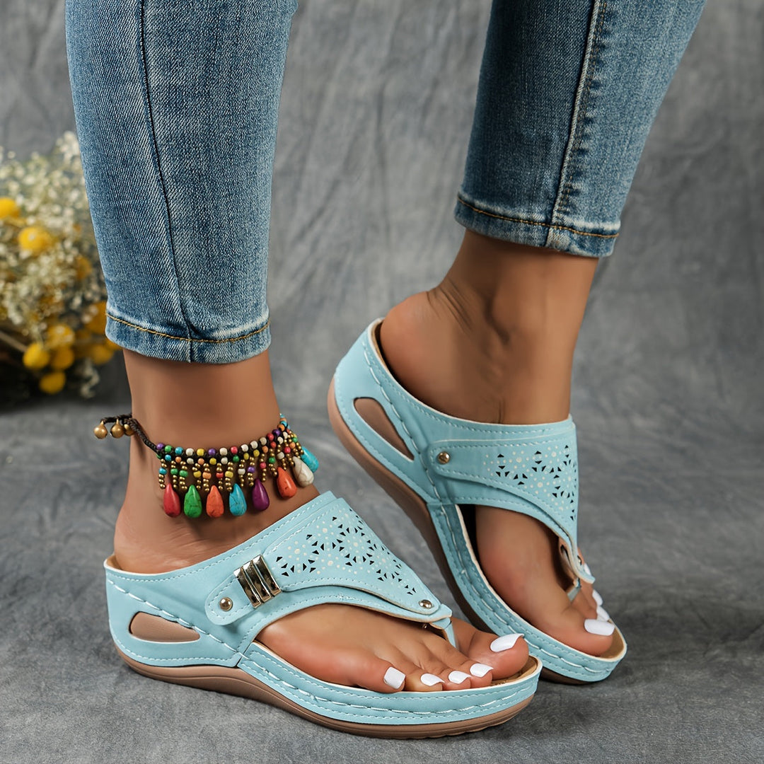 Platform wedge flip-flops adorned with pearls for women Montarello