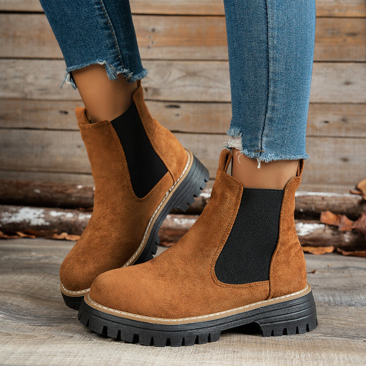 Yvonne Modern and Elegant Chelsea Platform Ankle Boots - Elena Harper