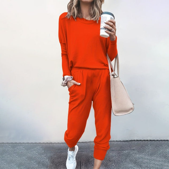 Laura | Modern Comfort and Stylish Women's Tracksuit