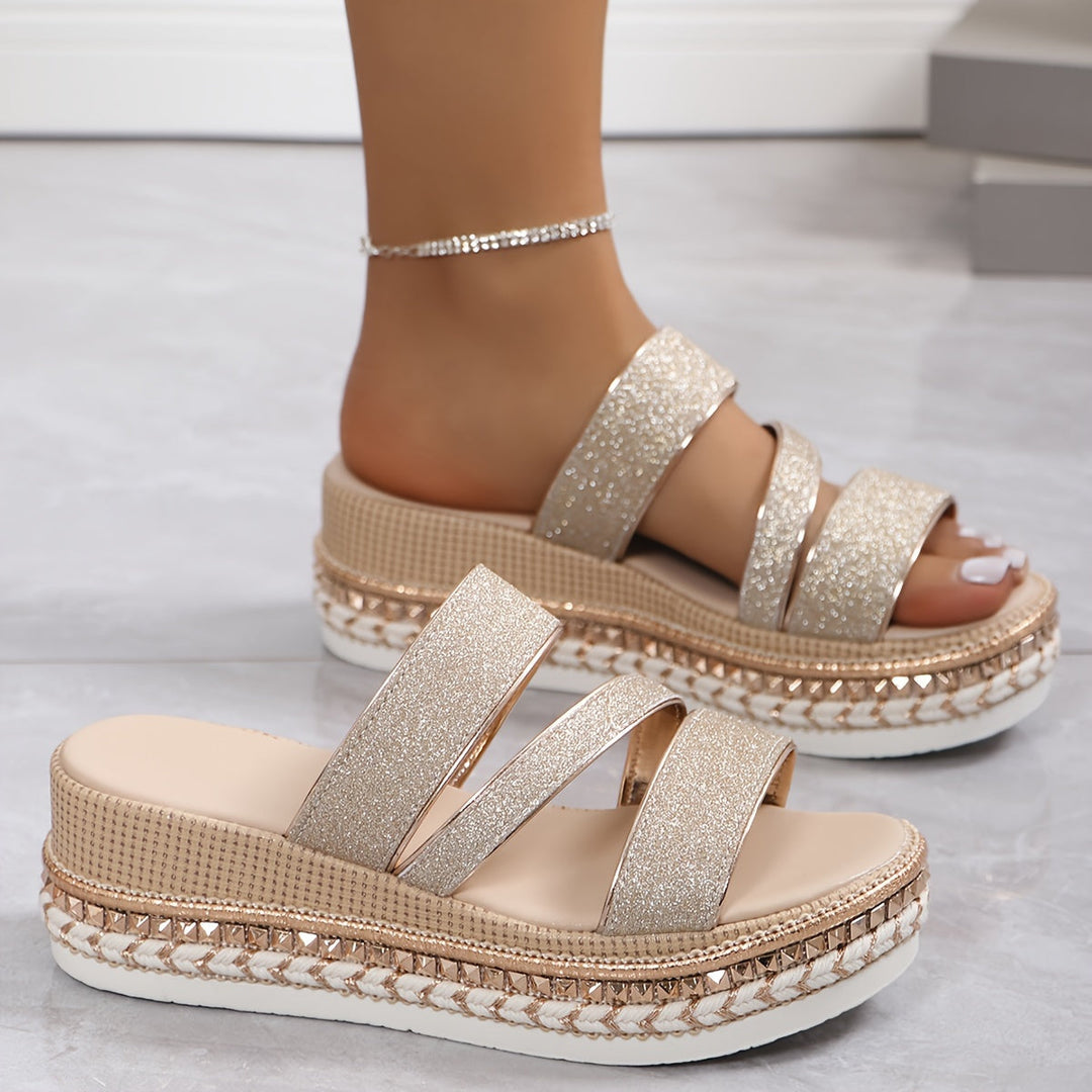 Layla | Wedge Sandals Mukavat