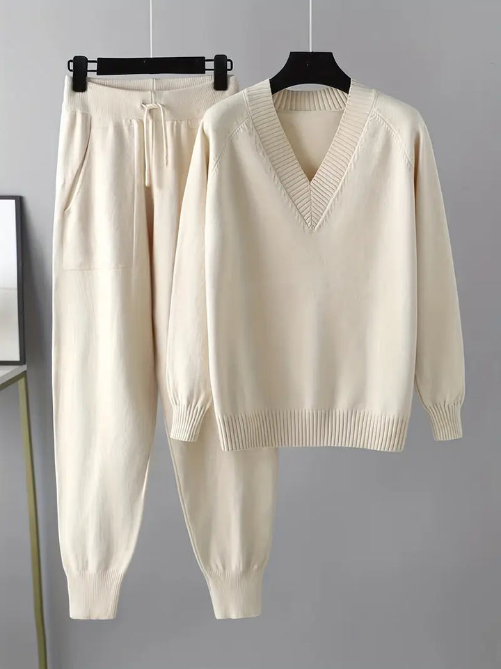 Almute Women's Knit Loungewear Set with V-Neck - Elena Harper