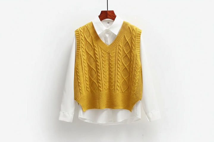 Sleeveless Pullover with V-Neck and Straight Shape, view 7 - Elena Harper
