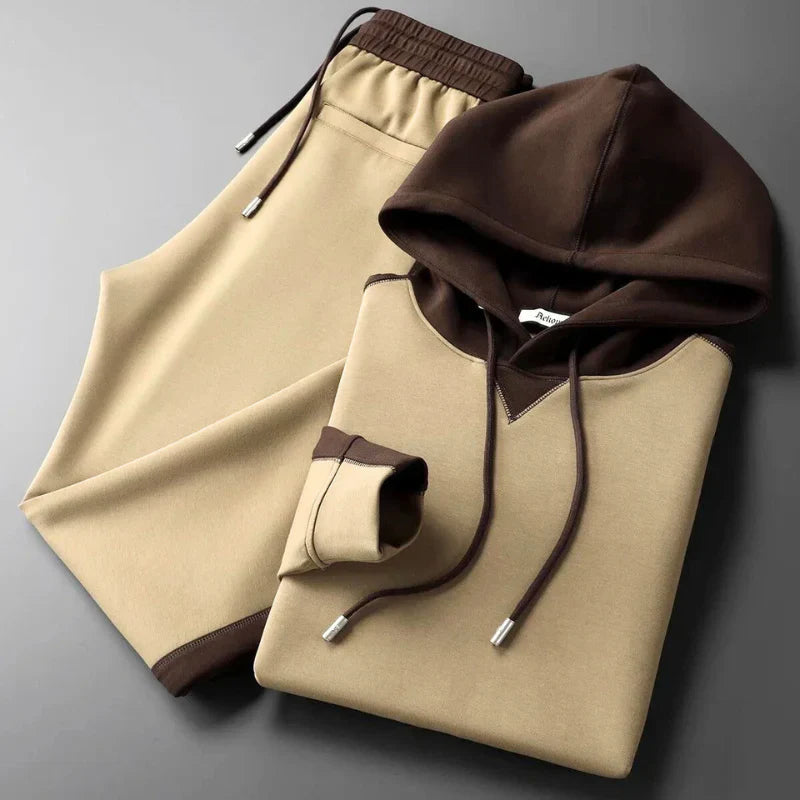 Lonardo Comfortable Two-Tone Tracksuit, view 4 - Elena Harper