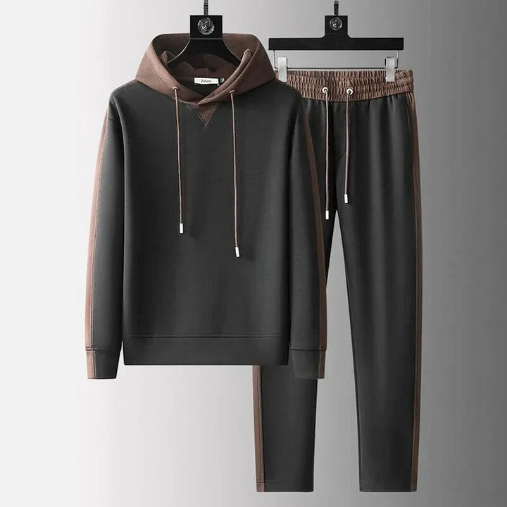 Lonardo Comfortable Two-Tone Tracksuit, view 3 - Elena Harper