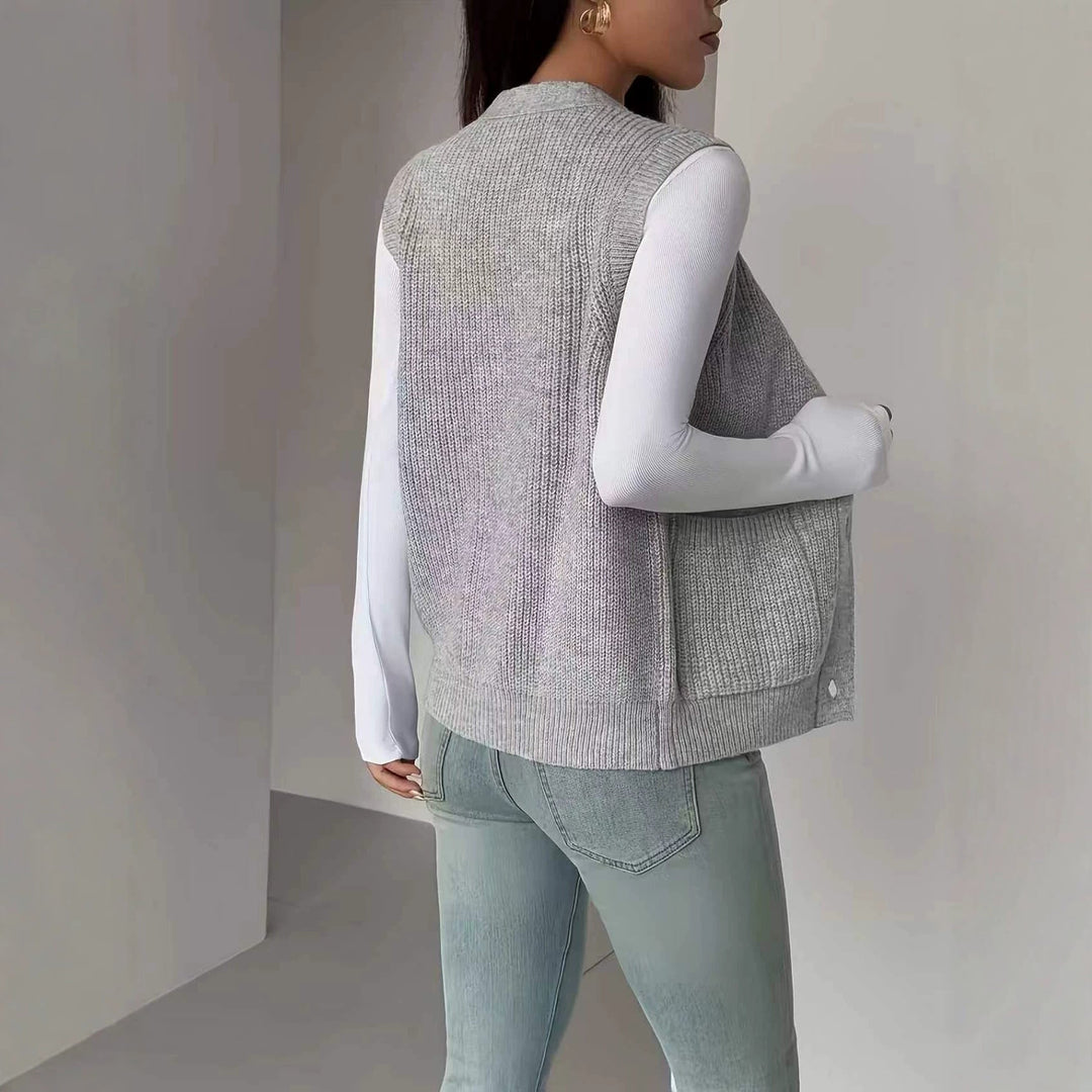 Women's Buttoned Cardigan - Loose and Comfortable