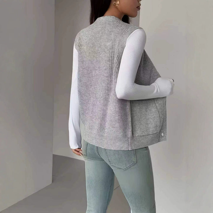 Women's Buttoned Cardigan - Loose and Comfortable