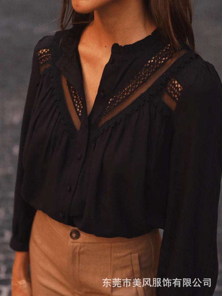 Top with lace insert - Simple and feminine