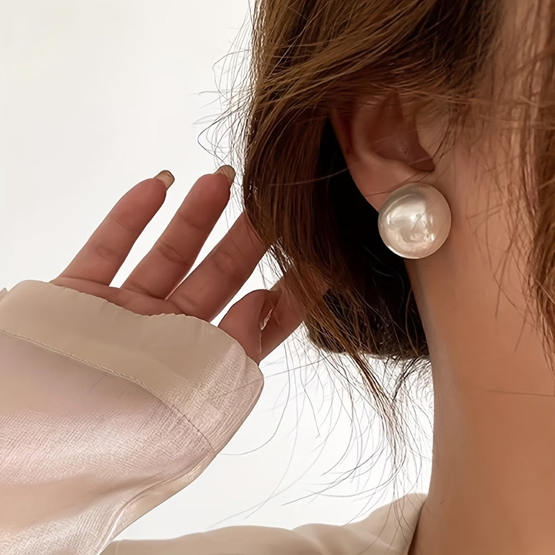Women's Statement Pearl Stud Earrings