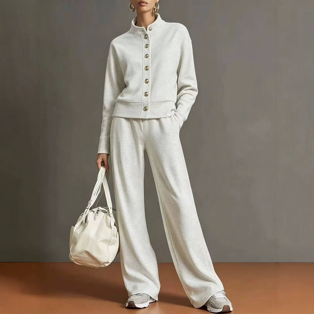 Cardigan with High Collar and Wide Pants Chic and Comfortable - Elena Harper