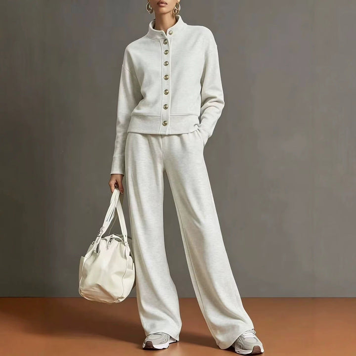 Cardigan with High Collar and Wide Pants Chic and Comfortable - Elena Harper