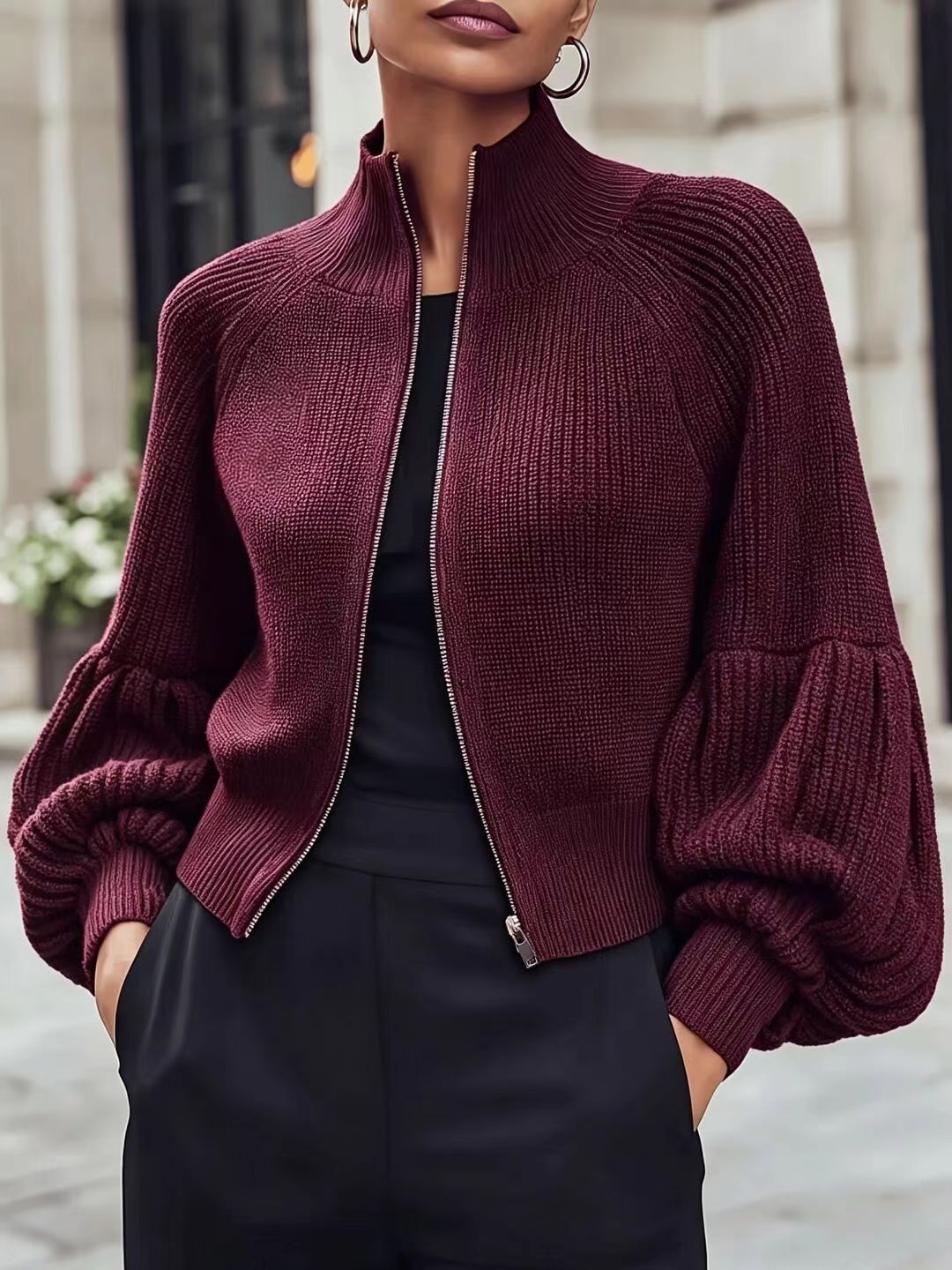 Fluffy sweater for women with lantern sleeves - Soft and textured