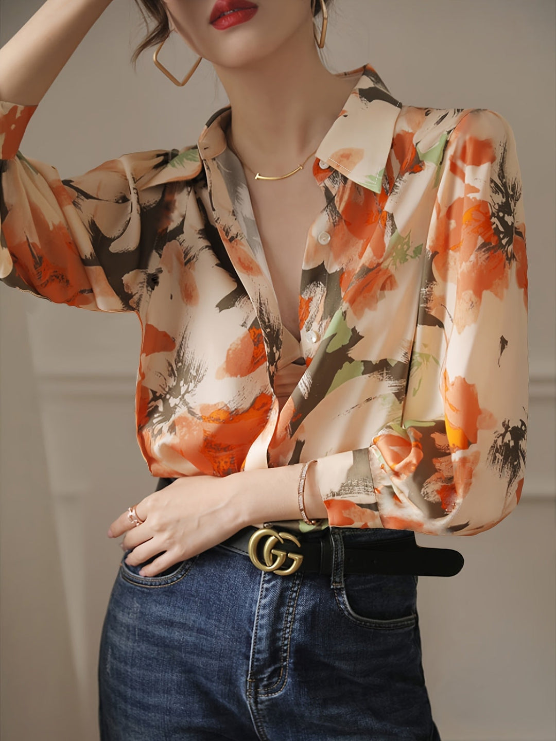 Women's Floral Ink Print Blouse with Elegant Fit
