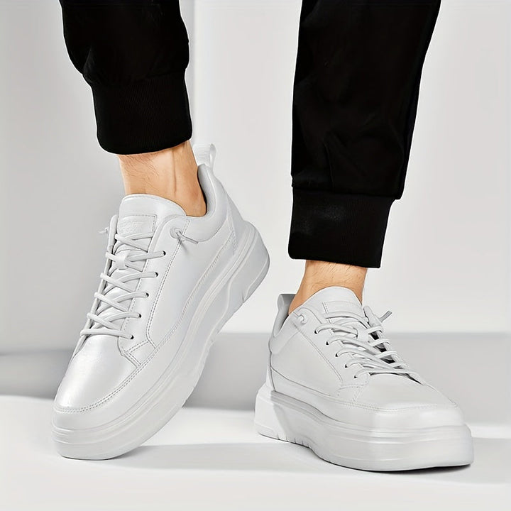 Men's Lace-Up Closed-Toe Sneakers