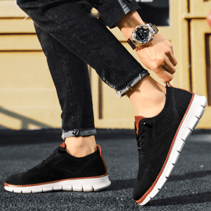 Men's Mesh Sneakers with Flexible Sole