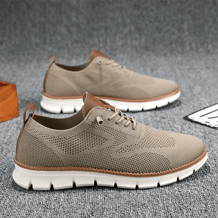 Men's Mesh Sneakers with Flexible Sole