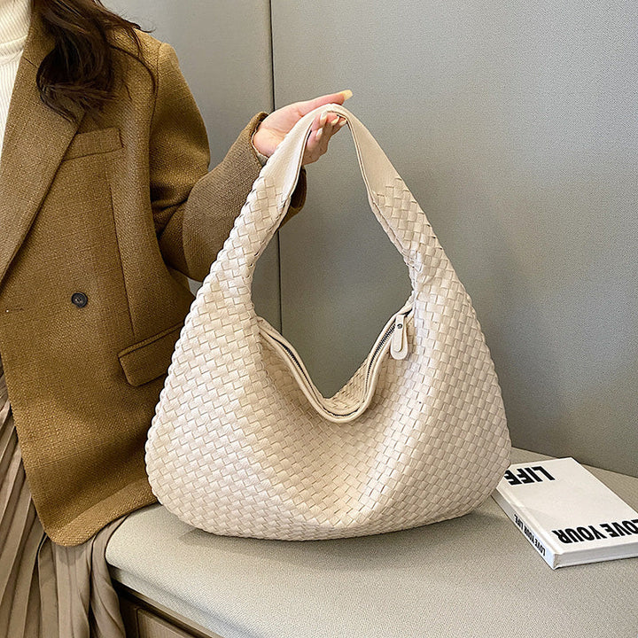 Woven Leather Hobo Bag for Women – Elegant Woven Shoulder Bag