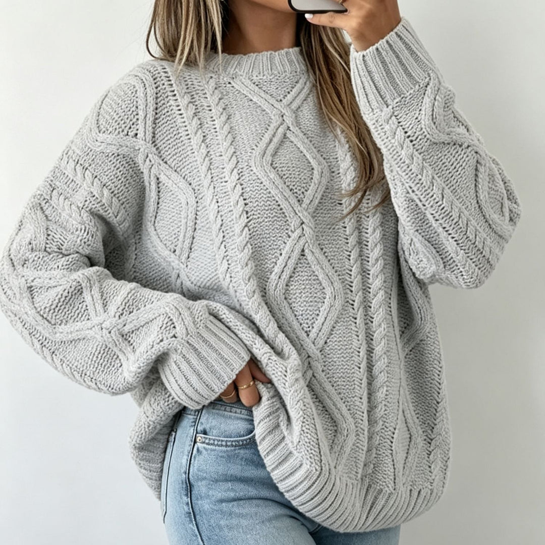 Women's Round Neck Loose Fit Sweater - Soft and Casual