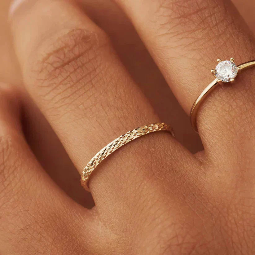 Nerivelle™  |  18k Gold Ring