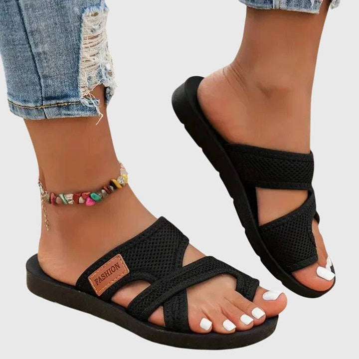 Ellyn™  |  Orthopaedic Sandals