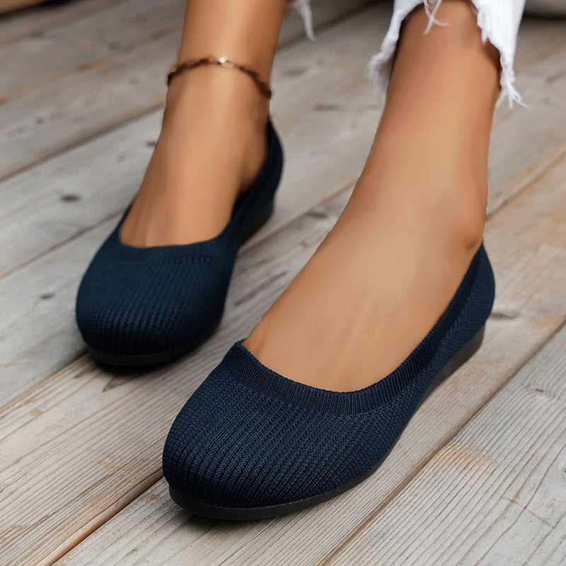 Lara | Slip-On Flat Orthopaedic Shoes with Closed Design