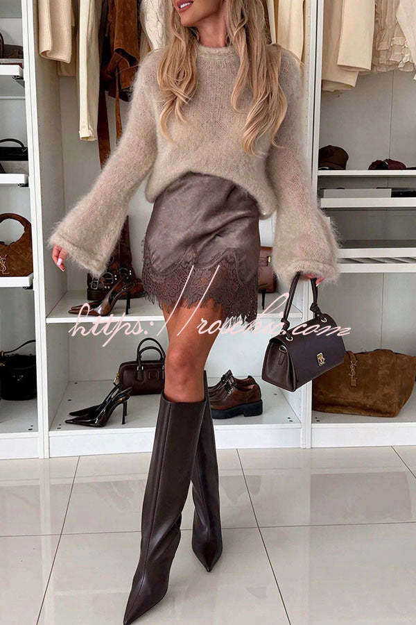 Olivia's Chic Lace-Trim Mini Skirt